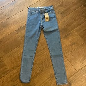 Levi’s high rise super skinny jeans